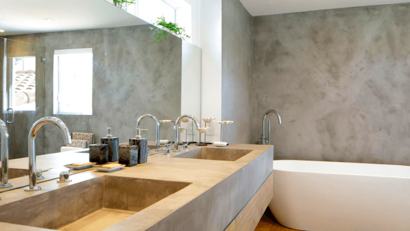 baño completo con microcemento en la pared