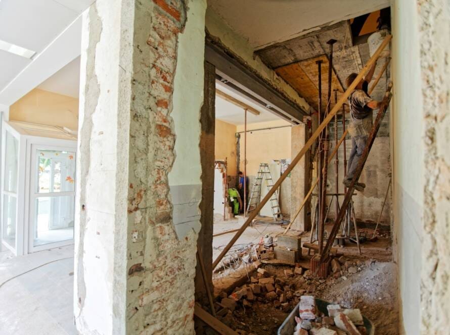 piso en proceso de reforma